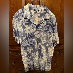 Men’s Hawaiian shirt